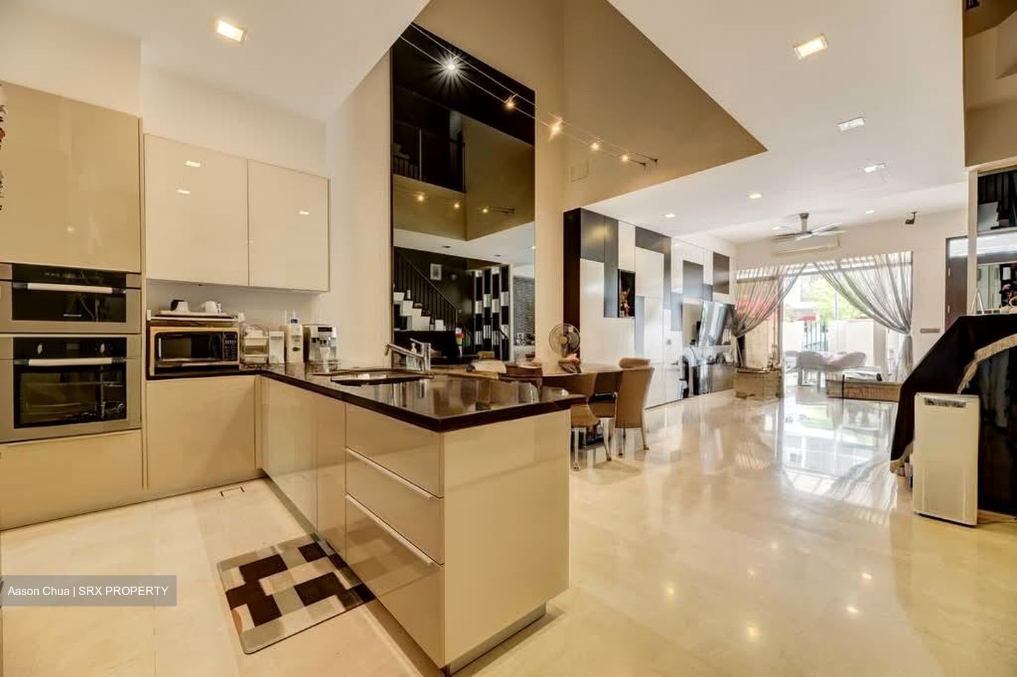 Luxus Hills (ph 7) (D28), Terrace #531732721